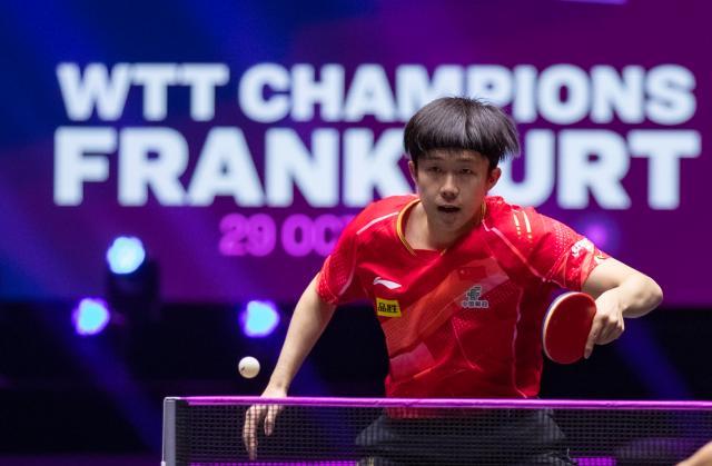 云开体育官网-马龙王楚钦晋级四强 孙颖莎王艺迪王曼昱力争会师