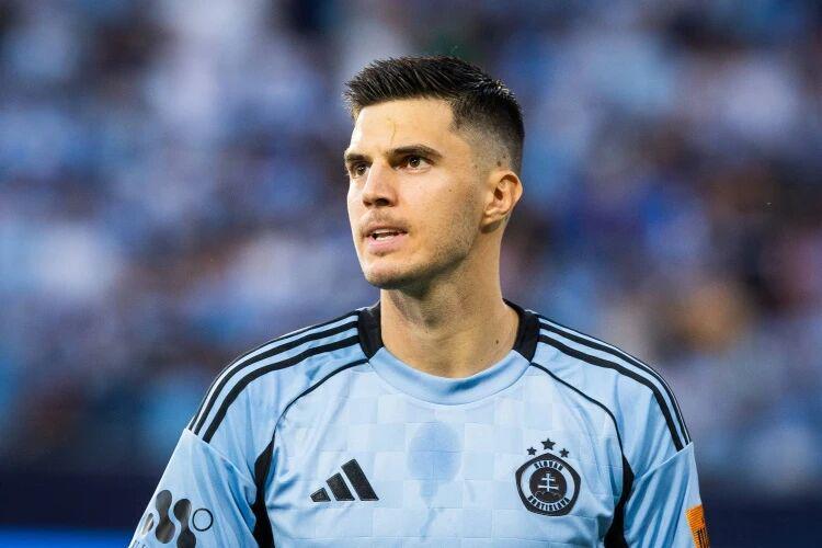 kaiyun-中超转会动态：罗马诺确认托利奇加盟浙江队，国安新援与球队会合