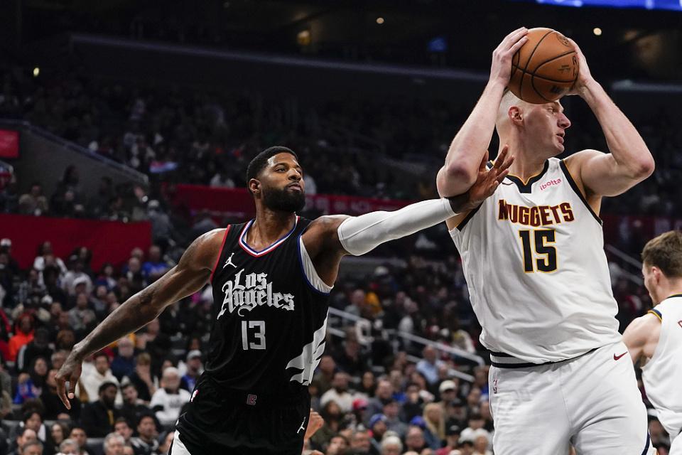 云开体育官网-NBA现役球员榜前十！本赛季仅出战16场球员占据前十 哈登落榜